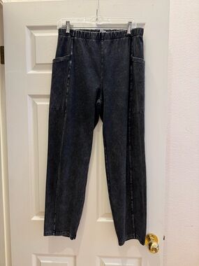 JESS AND JANE Lantern Pant Washed Black Elastic Waist Straight Leg Pants